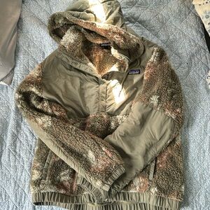 Patagonia Teddy Jacket